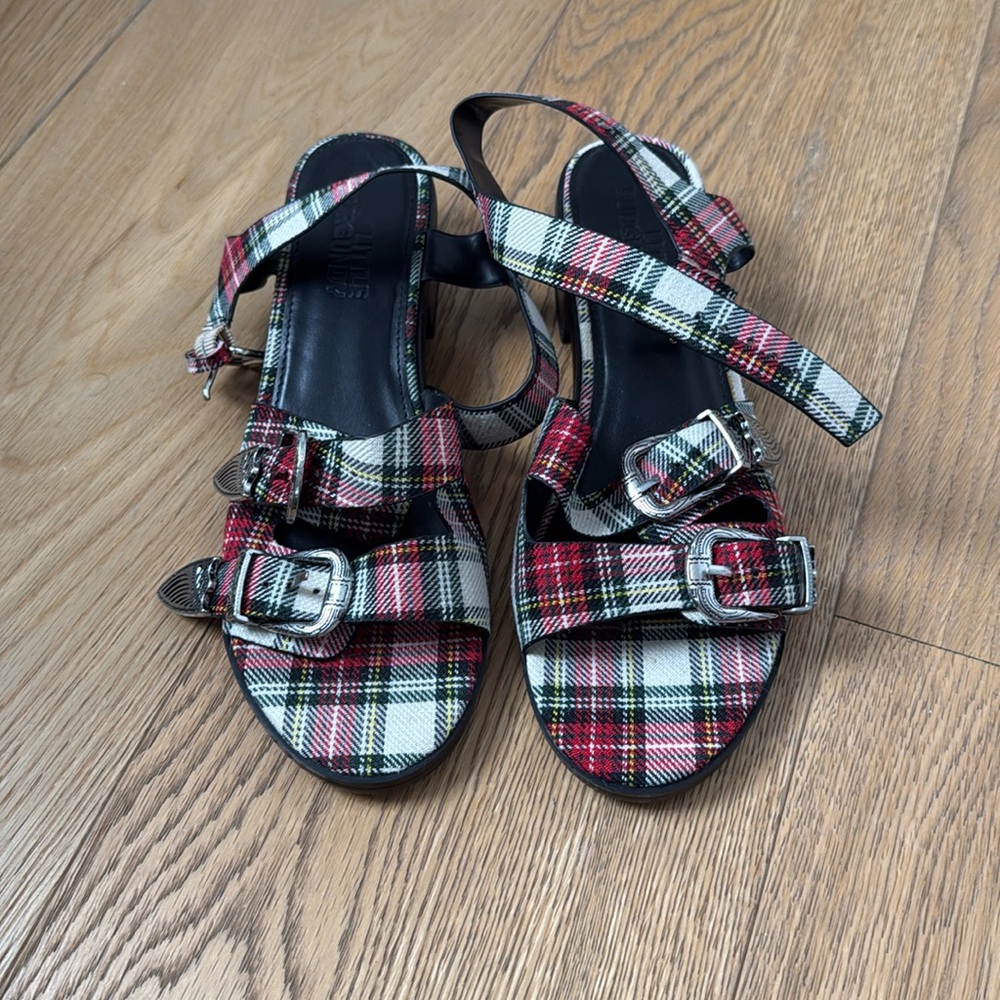 Little Burgundy Plaid Sandals, size 8
